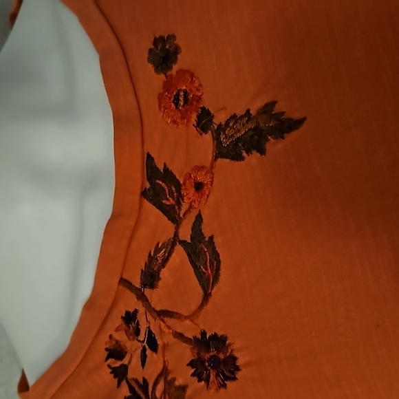 SUNDANCE Salmon Floral Embroidered Short Bell Sleeve Jersey Knit Top - Picture 6 of 10